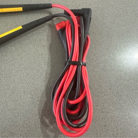 Fluke TL175 TwistGuard Test Leads – Used, Genuine, CAT III 1000V - Picture 8 of 8